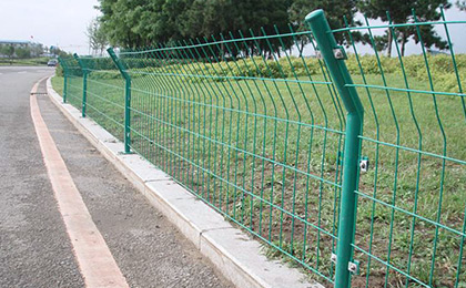 高速公路护栏网 高速公路护栏网