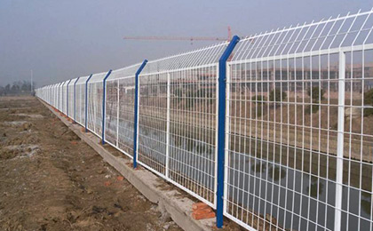 框架护栏网 框架护栏网